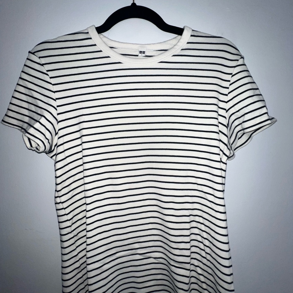 Uniqlo Striped Black and White Men's Shirt